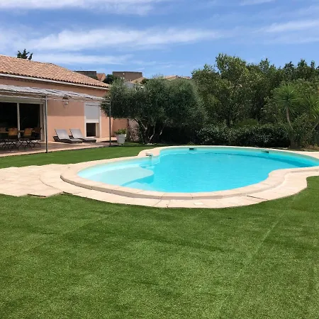 Villa De Campagne